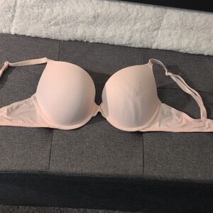 PINK Victoria's Secret Light Pink Bra